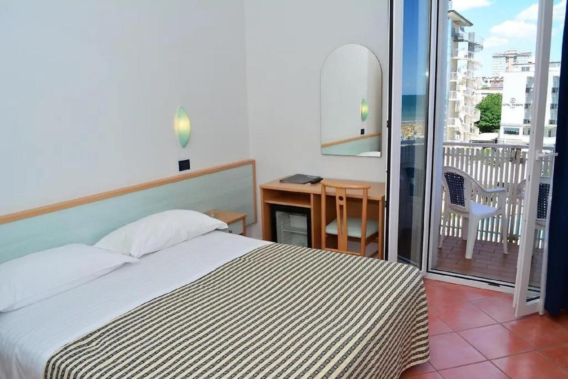 מילאנו מריטימה Hotel Delfino מראה חיצוני תמונה