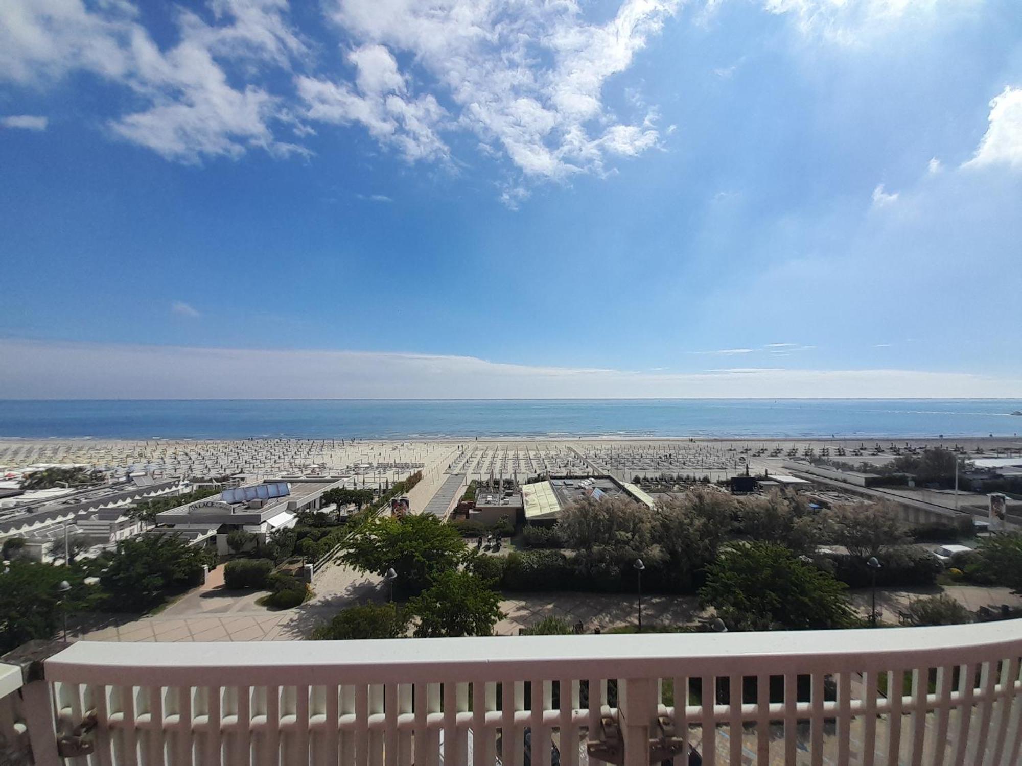 מילאנו מריטימה Hotel Delfino מראה חיצוני תמונה