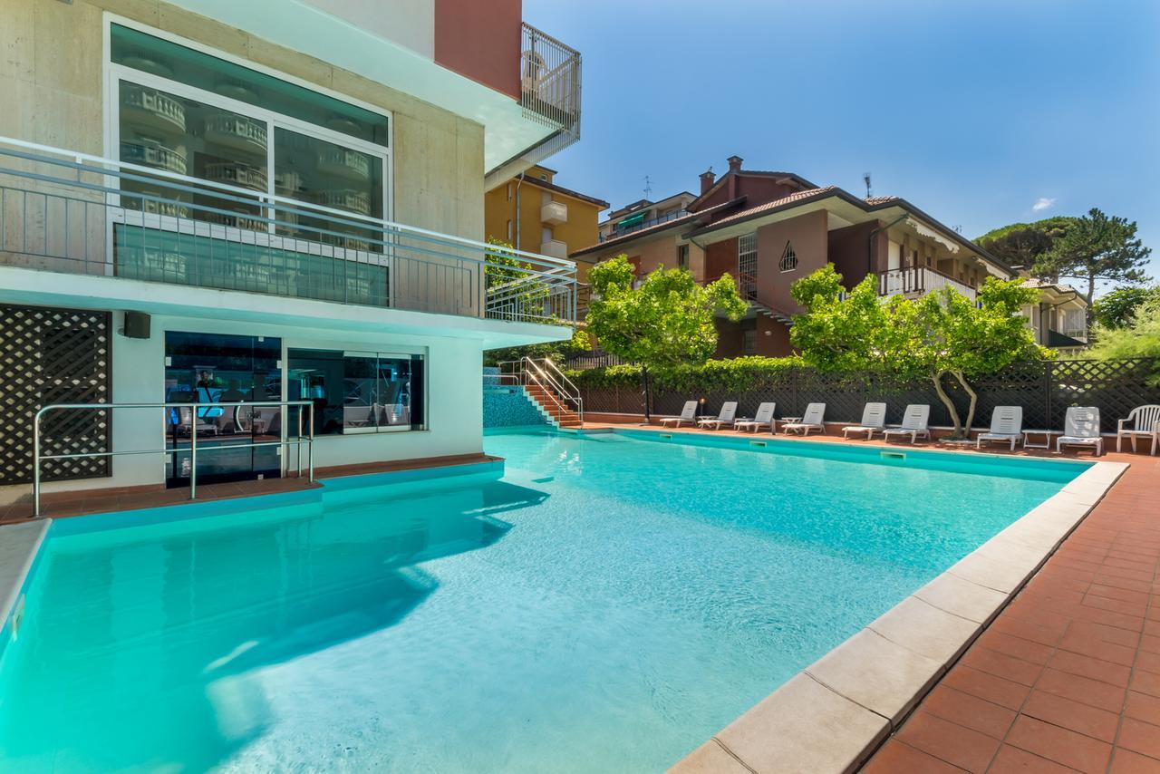 מילאנו מריטימה Hotel Delfino מראה חיצוני תמונה